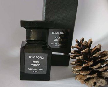 Tom Ford out wood 乌木沉香 tf乌木沉香真假如何辨别