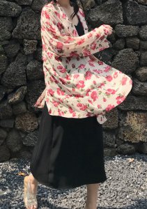 1、可以防晒 有夏天一直穿长袖的人吗
