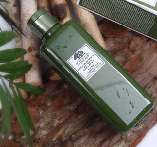 菌菇水对闭口有用吗 用菌菇水长了一脸闭口怎么回事