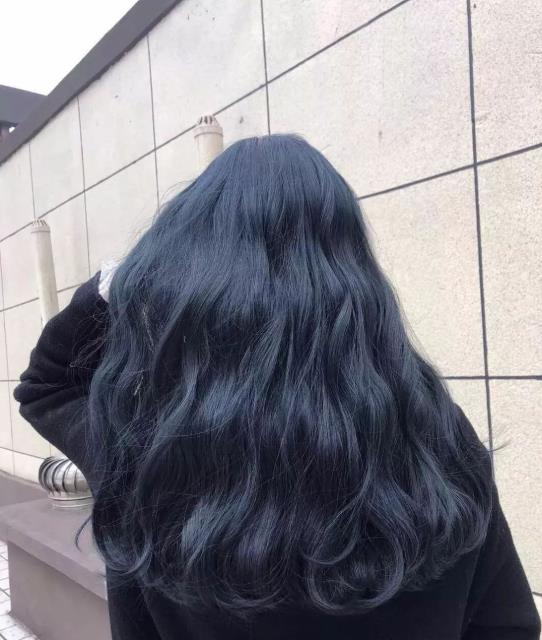 蓝黑色掉色是什么颜色蓝黑色褪色全过程