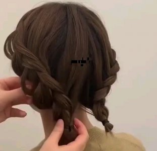 女生短头发发型种类 短头发怎么扎好看简单