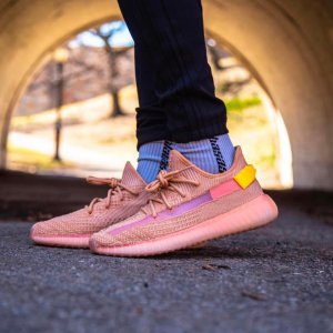 yeezy穿久了还有脚感吗 yeezy会越穿越松吗
