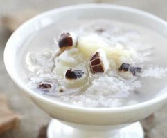 保健食谱：冬季养生粥之山药安神粥的做法