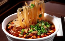 美食出击：多款地方特色小吃介绍
