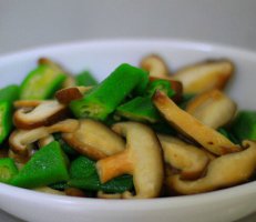 秋葵怎么做好吃？五款美味做法！