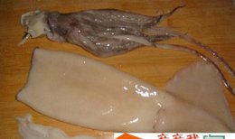 电烤箱烤鱿鱼的做法窍门 用电烤箱烤鱿鱼 你试过没有