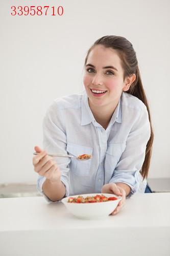 女人宫寒吃什么调理最好？宫寒有哪些症状