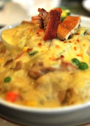 菠萝什锦焗饭怎么做好吃 菠萝什锦焗饭的做法