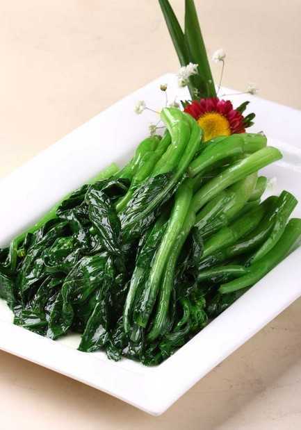 甜菜怎样做菜才好吃 清甜爽口的清炒菜心做法