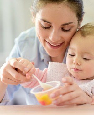 坐月子怎么吃？坐月子调养食谱吃好养身材