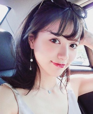 长款流苏耳环一种惊艳的美感