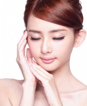专家教你如何美白手部 手部的美白方法4步骤