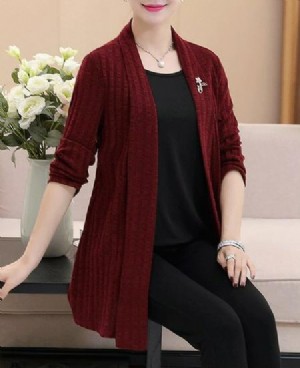 适合50岁女士的春装外套 超级百搭减龄显气质！