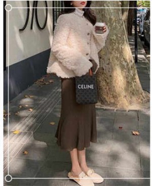 修身鱼尾裙怎么搭配？这样穿可慵懒又可女人味十足！