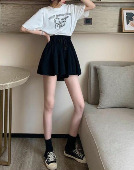 上胖下瘦怎么搭配衣服好看？这五套穿搭很修饰身材
