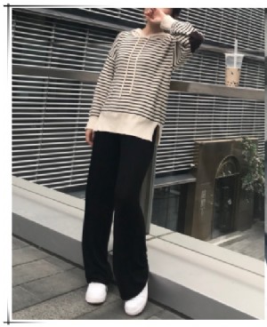 条纹上衣怎么搭配好看？这样搭让你的时髦感暴增！