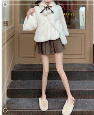 女生穿什么衣服显得可爱？第一款裙子梦幻又显活力