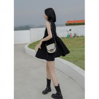 连衣裙怎么搭配鞋子 小个子连衣裙最佳长度