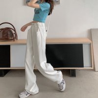 白色的裤子搭配上衣的方法 白色的裤子怎么搭配上衣