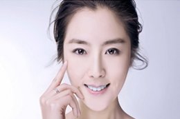 毛孔粗大适合的医美项目 正确选择改善肤质