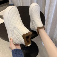 什么人不宜穿雪地靴 雪地靴可以水洗吗
