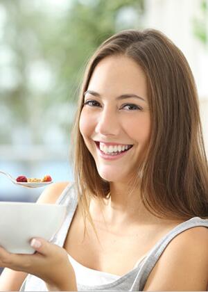 番茄浓汤 蟹味玉米芹菜浓汤简单而美味