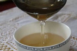 每天用甘油和醋混合擦脸 甘油加白醋擦脸有什么效果