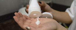 用了清洁面膜脸颊发红 洗完澡脸发红可以用修复面膜吗
