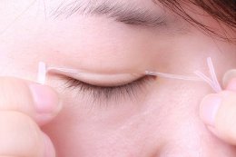 先贴双眼皮还是先化妆 先贴双眼皮贴还是先画眼妆