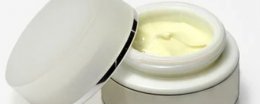 用完磨砂膏还要用洗面奶吗 洁面仪可以和磨砂膏一起使用吗？