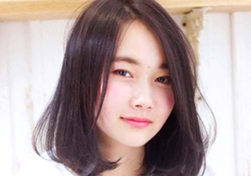 八成女孩子都在做这款发型内扣好流行可是头发少做出来还好看吗