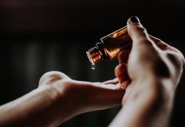 含有变性乙醇的护肤品能用吗 化妆品护肤品中添加了变性乙醇