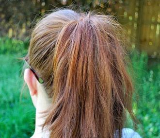 简单灵动女生高盘花苞头发型 清新脱俗女生花苞