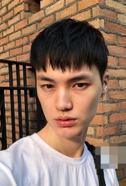 男学生剃的短发发型大全校园中的短发造型图片2
