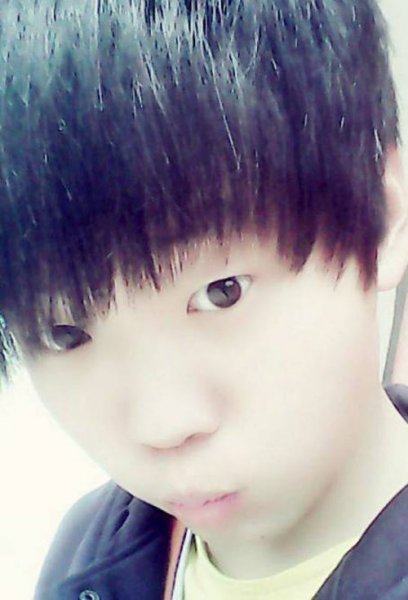 圆脸男士合适的短发发型图片颜值在线的男生短头发2