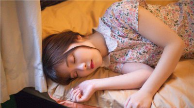 女生因没有给加油钱被男友删了 赶紧和男友说拜拜吧