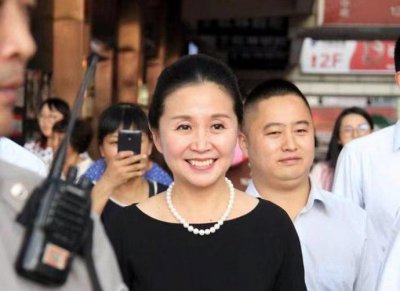 非诚勿扰黄菡倒追男同学 夫妻恩爱30年让人羡慕