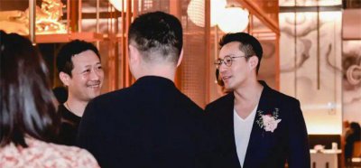汪小菲张颖颖秀同款照片疑似复合 张兰辟谣并怒斥网友