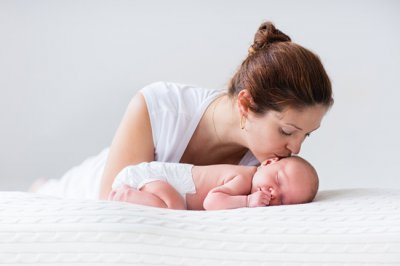 新生婴儿红斑怎么办 日常护理保健方法