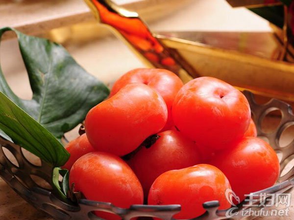 宝宝多大可以吃柿子 宝宝吃柿子好不好