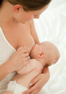 宝宝突然不吃母乳原因 宝宝突然不吃母乳怎么办