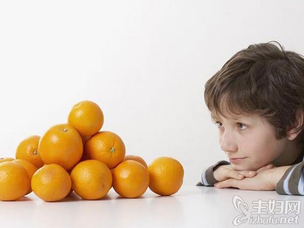 宝宝多大可以吃橙子 宝宝吃橙子要注意什么