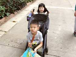 小亮仔天天妹妹也拿错剧本了 佳偶天橙CP简直就是偶像剧