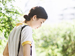 内向的女孩子怎么谈爱情 5个爱情技巧帮你克服害羞