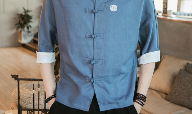 七分袖t恤男怎么搭配 紧身牛仔裤能让你转身变流行