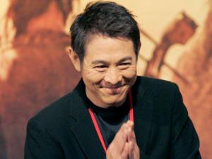 李连杰天珠是谁给的 为什么说李连杰的天珠是人骨