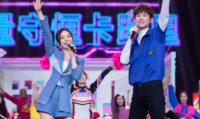 袁姗姗为什么被骂滚出演艺界 看励志少女如何逆袭