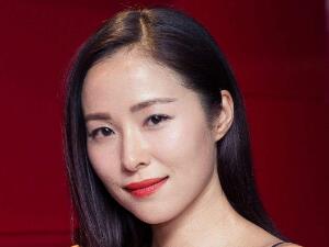 罗红回应江一燕关系 江一燕已有固定家人没有当小三
