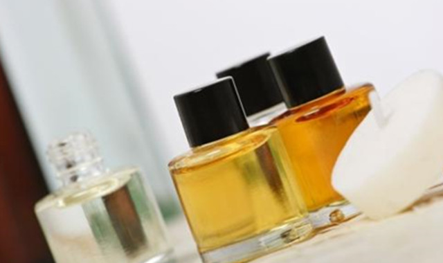 过期的精油还有什么用途 这个小tips记住了十分受用