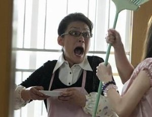 骂夫被婆婆打肿脸 怎么巧妙对付恶婆婆？